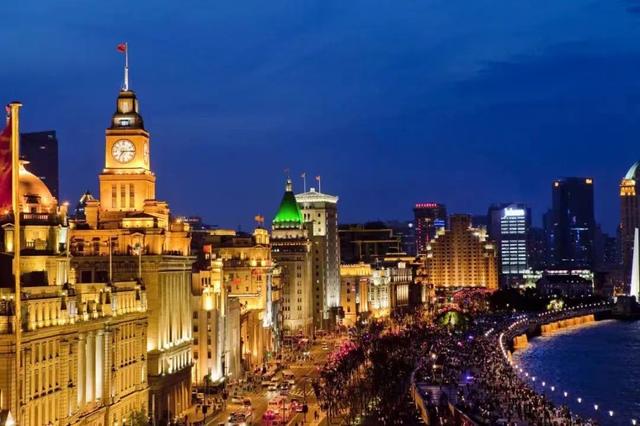 上海标志性建筑，上海知名的十大地标性建筑有哪些（上海这些最美公共文化空间值得打卡）